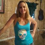 dee riggs - @liltxgal4lyfe - Instagram