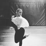Dee Robertson - @deerob57 - Instagram