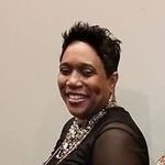 Dee Robertson - @dee.robertson.967 - Instagram