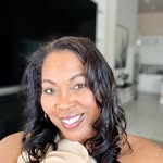 Dee Russell - @dee_thomas_agency - Instagram