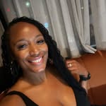 Dee Smith - @seeshami - Instagram
