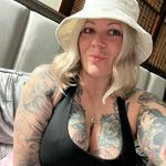 Dee Vaughn - @dees.nuts - Instagram