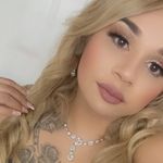 @dee_vega - Instagram