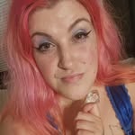 Deanna Webster - @trippyhippymeow - Instagram