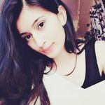 deepali kaur - @i_t_z_sharma - Instagram