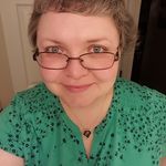 Deirdre Wells - @deewellsorigamiowl - Instagram