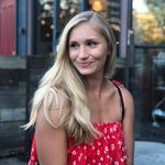 Delia Price - @deal_or_no_delia - Instagram