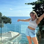 DELLA SLATER - @dellaslaterr - Instagram