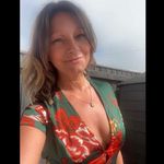 Adele Thompson - @delthompson76 - Instagram