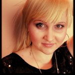 Delia Decker - @cistbookit - Instagram