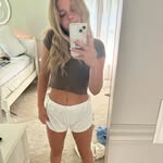 @delilah.howell0 - Instagram