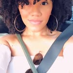 Delisa Young - @curly__glo - Instagram