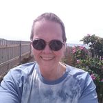 Dell (she / her) - @dellcarongray - Instagram