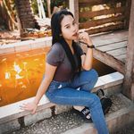 Della Rossa - @hallodellarose - Instagram