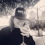 Adele Phillips - @della_phillips_42 - Instagram