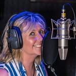 Della Phillips - @dellaphillips - Instagram