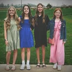 Della Phillips - Facebook