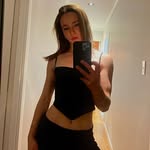 Della Wells - @dellawellss - Instagram