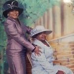 Delores Wallace - @delores9869 - Instagram