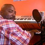 Demetrius Hinton - @d.hinton40 - Instagram