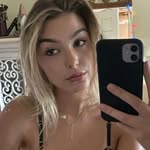 demi brooks - @demibrks - Instagram
