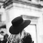 Author Demi Ford - Facebook