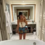 @demiholderr - Instagram