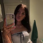 demi - @demilogann - Instagram