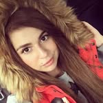 Demi Lyons - @demilyons35 - Instagram
