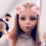 Demi Mcdowell - @demi.mcdowell - Instagram