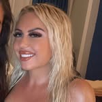 Demi Morris - @demileigh1994 - Instagram