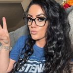 Demi Torres - Facebook