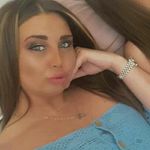 Demi Ward - @demiward695 - Instagram