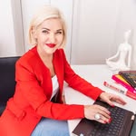 Dr Dena van den Bergh | Award-Winning Healthcare Change Leader - @drdenavandenbergh - Instagram