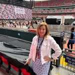 Dena Riddle - @mama._d - Instagram