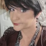 Denise Bryan - @metrodenise - Instagram