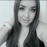 Denise Casas - @esined729 - Instagram