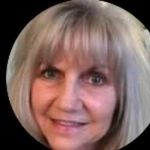 Denise Crowe - @reclaimedsquareddesign1 - Instagram