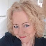 Denise Dix - @deedeelion07 - Instagram