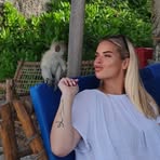 Denisa Hans - Facebook