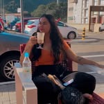 Denise Ribeiro - @denis._ribeiro - Instagram