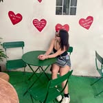 D 🌺 - @deniserillo - Instagram