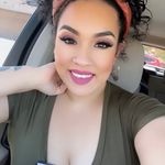 Denise Serna - @denise_m_22 - Instagram