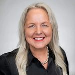 Denise Swick - @wapixet684 - Instagram