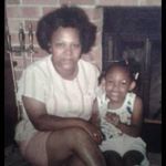 Denisha Moore - @munchiemomma - Instagram