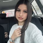 Denisa - @dennisa.georgiana - Instagram