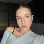 Denisa - @dennisastan - Instagram