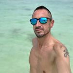 Dennis - @denniscate - Instagram