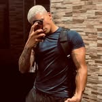 Dennis Benitez - @dossanto_dennis - Instagram