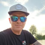 Dennis Folkersen - @dennisehrlichfolkersen_ - Instagram